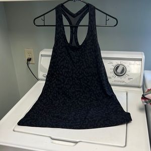 Lulu tank top fitted, excellent used condition